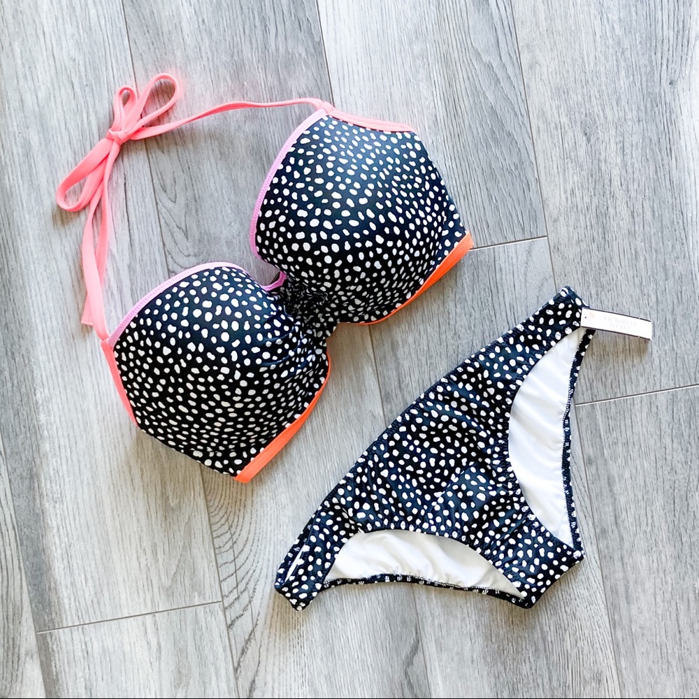 Victoria’s Secret 34DDD Bikini